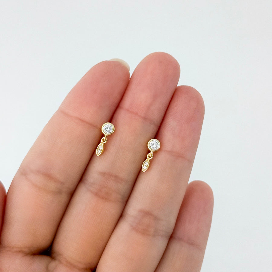 LE sensor earrings Nyla Studs