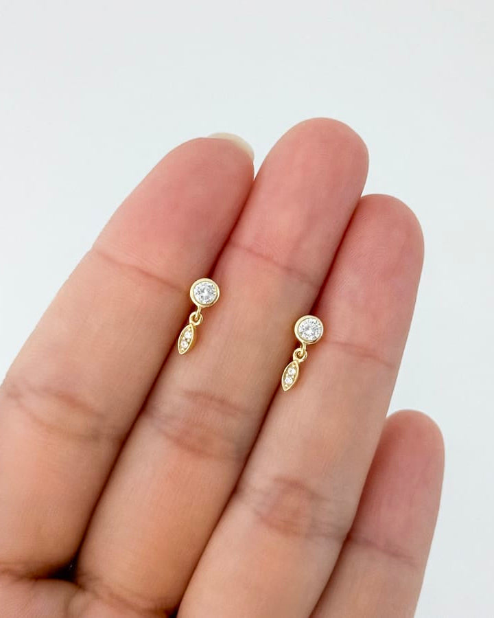 LE sensor earrings Nyla Studs