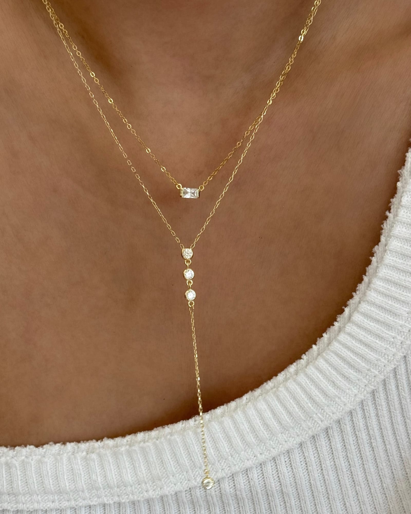 LE sensor necklace Bowie East-West Radiant Necklace