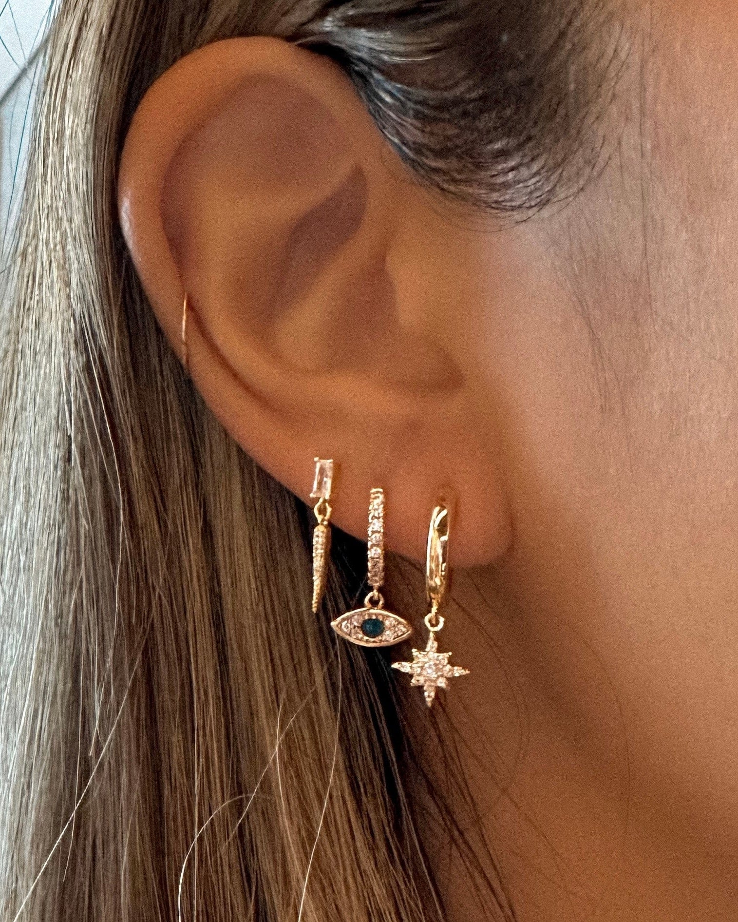 LE sensor earrings Lia Huggies