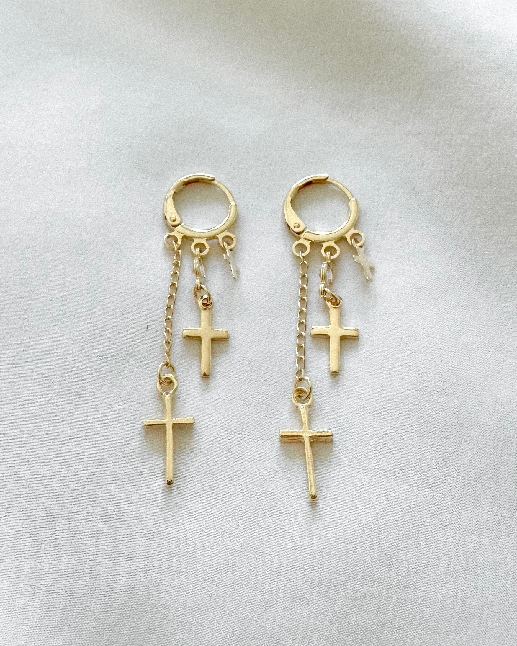 LE sensor earrings Sonia Huggies