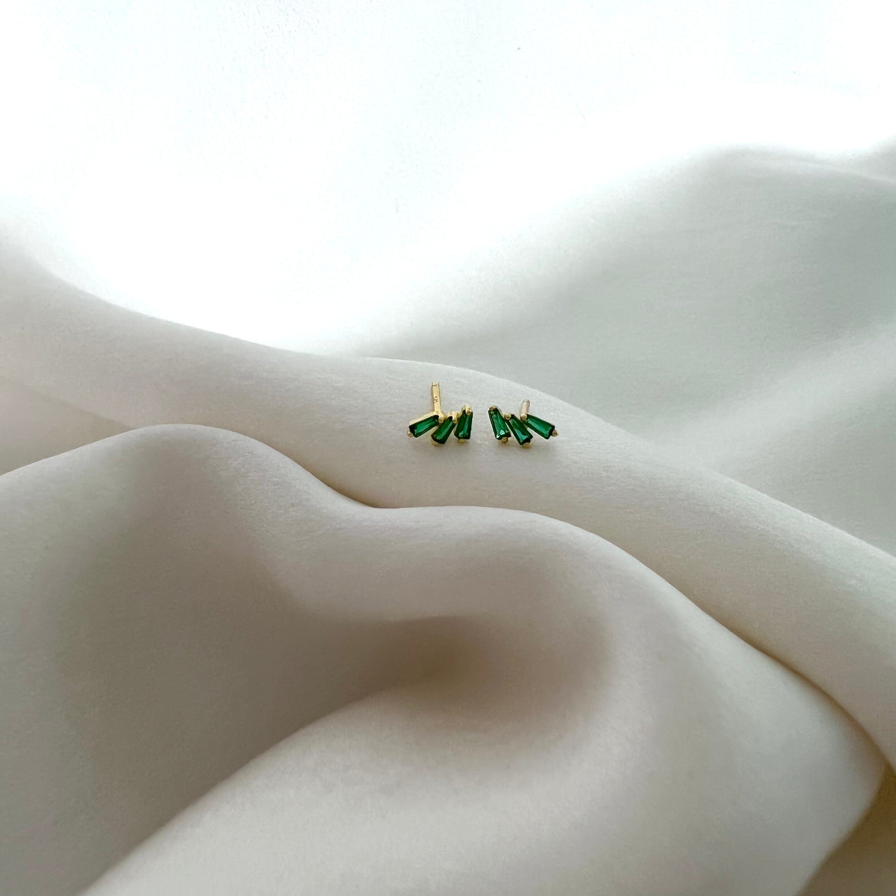 LE sensor earrings Kya Studs - Emerald