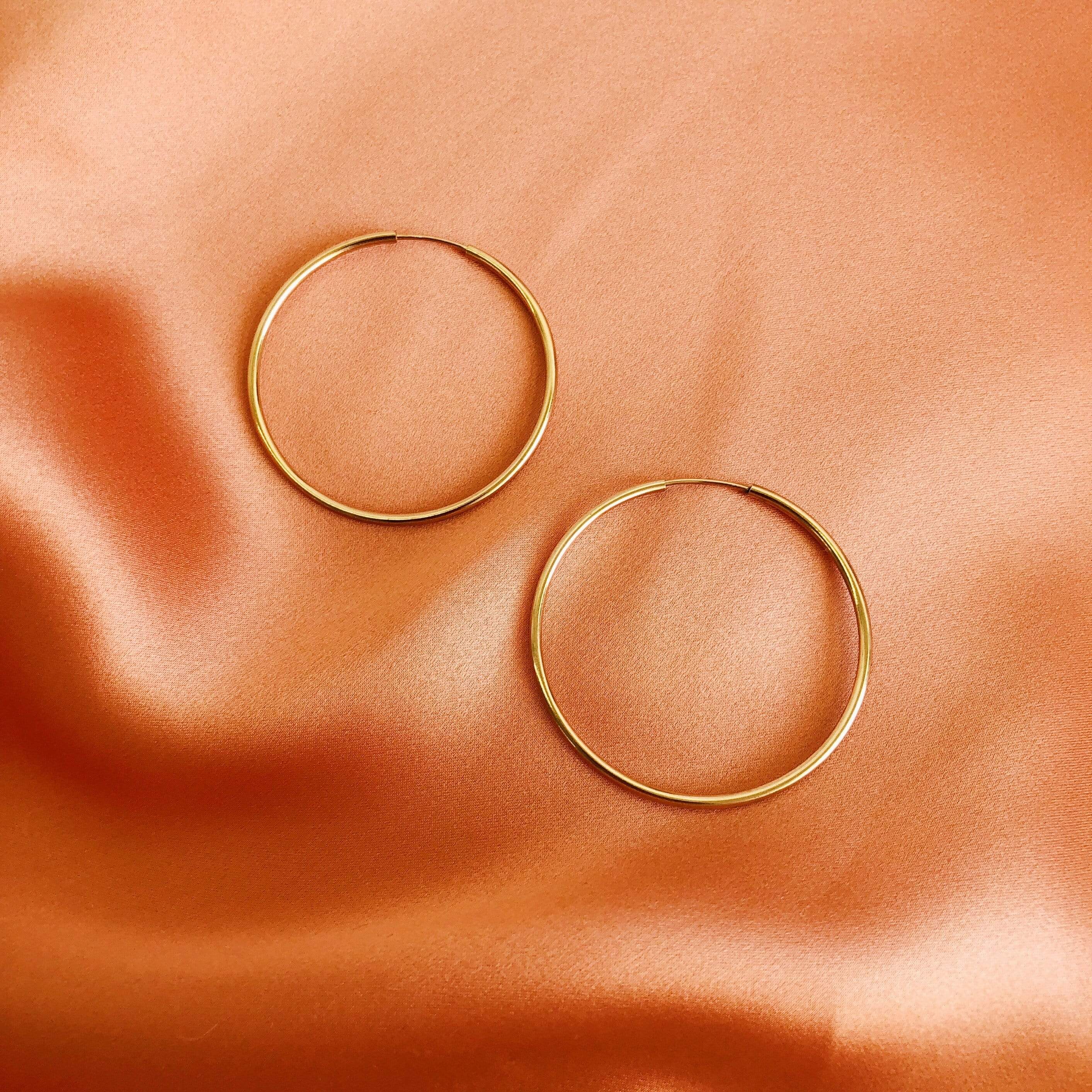 LE sensor earrings Lola Wire Hoops - Medium