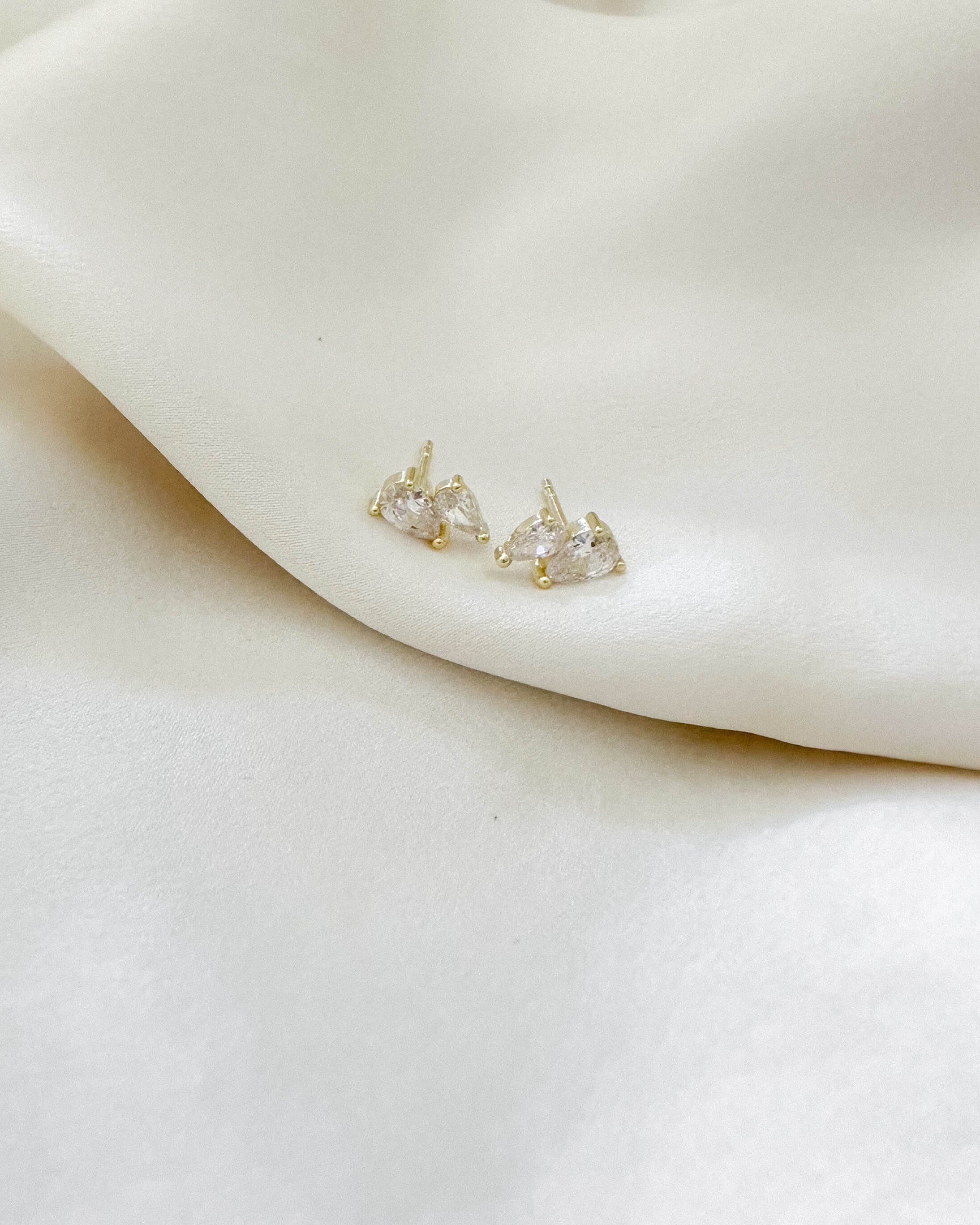 LE sensor earrings Marina Studs
