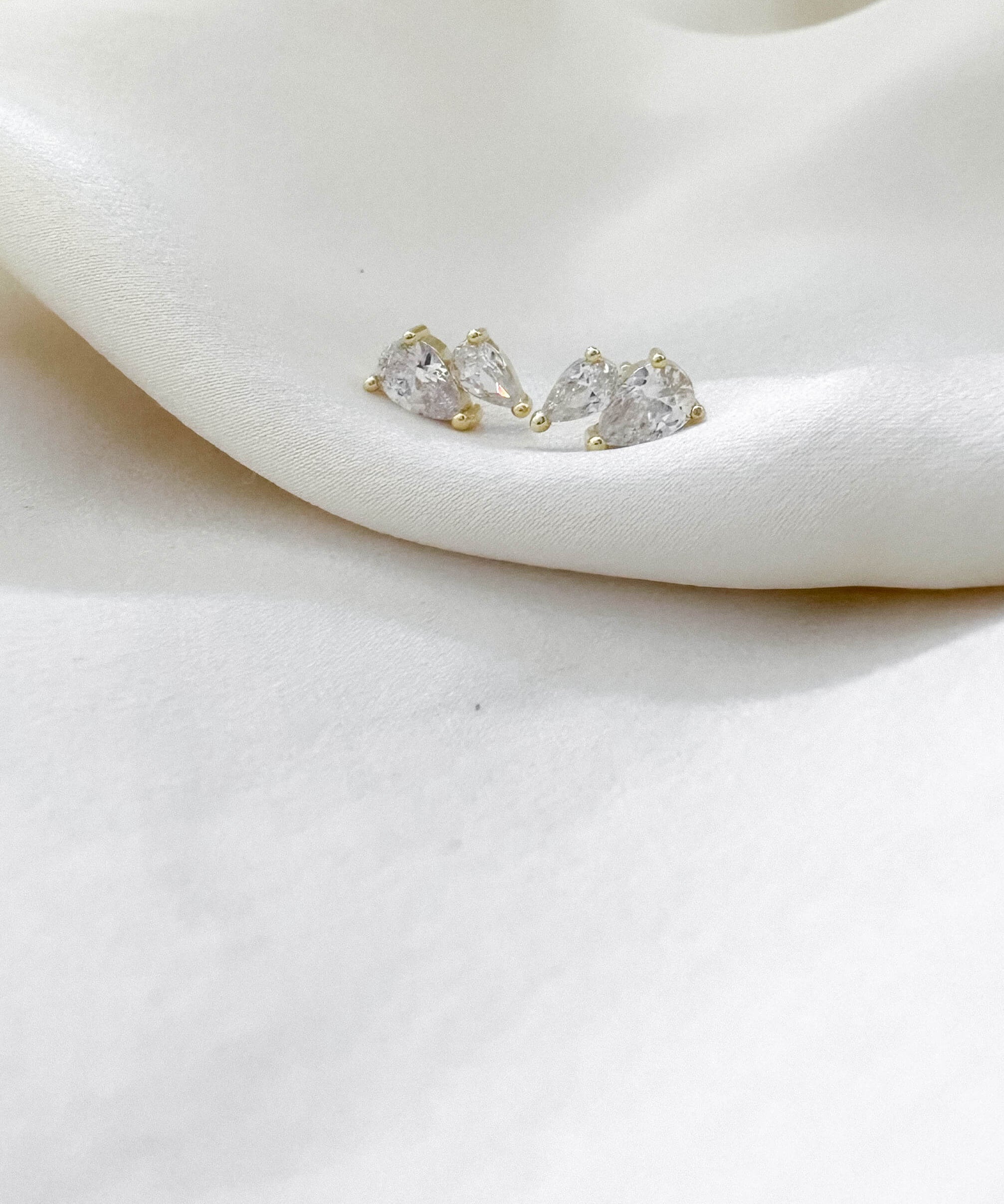 LE sensor earrings Marina Studs