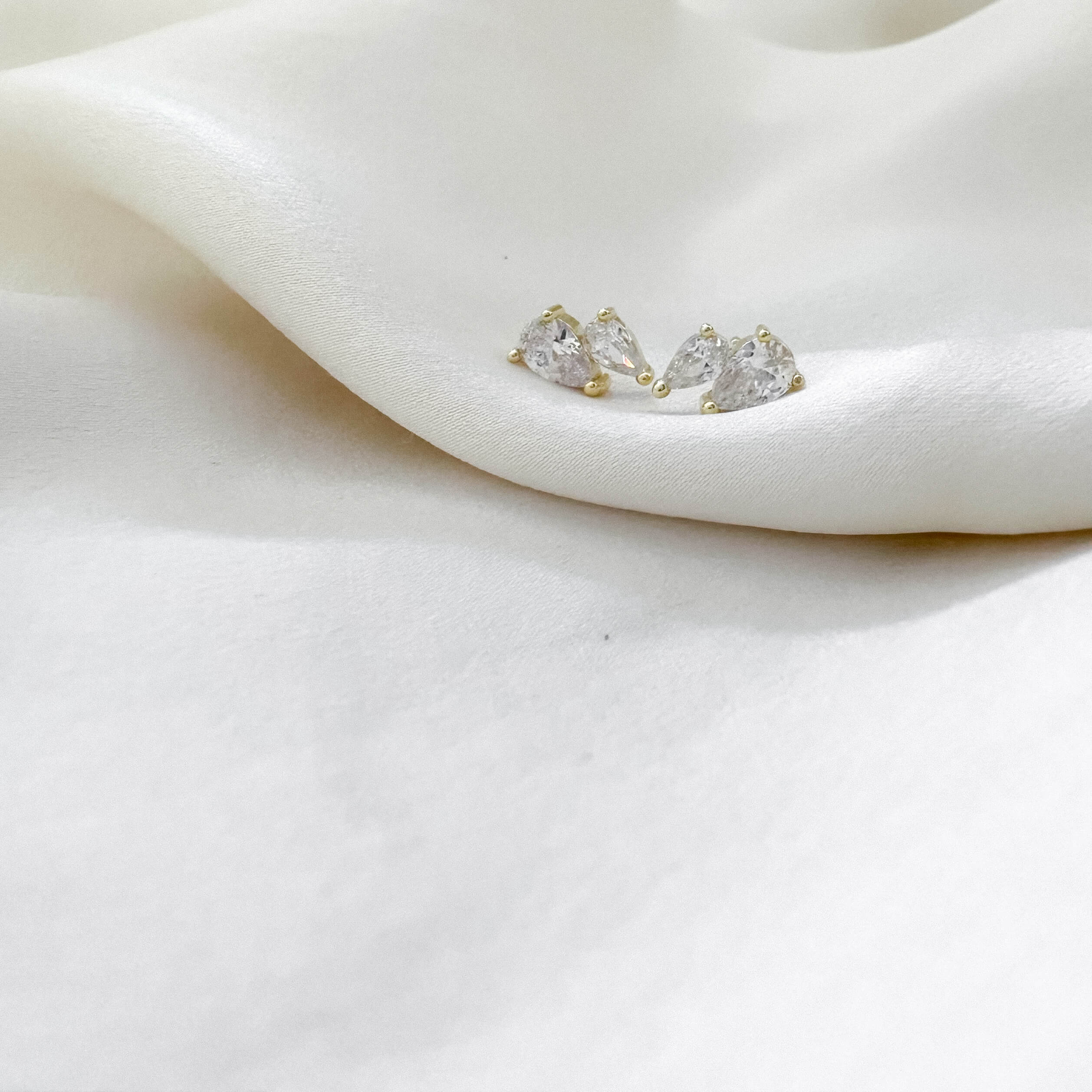 LE sensor earrings Marina Studs