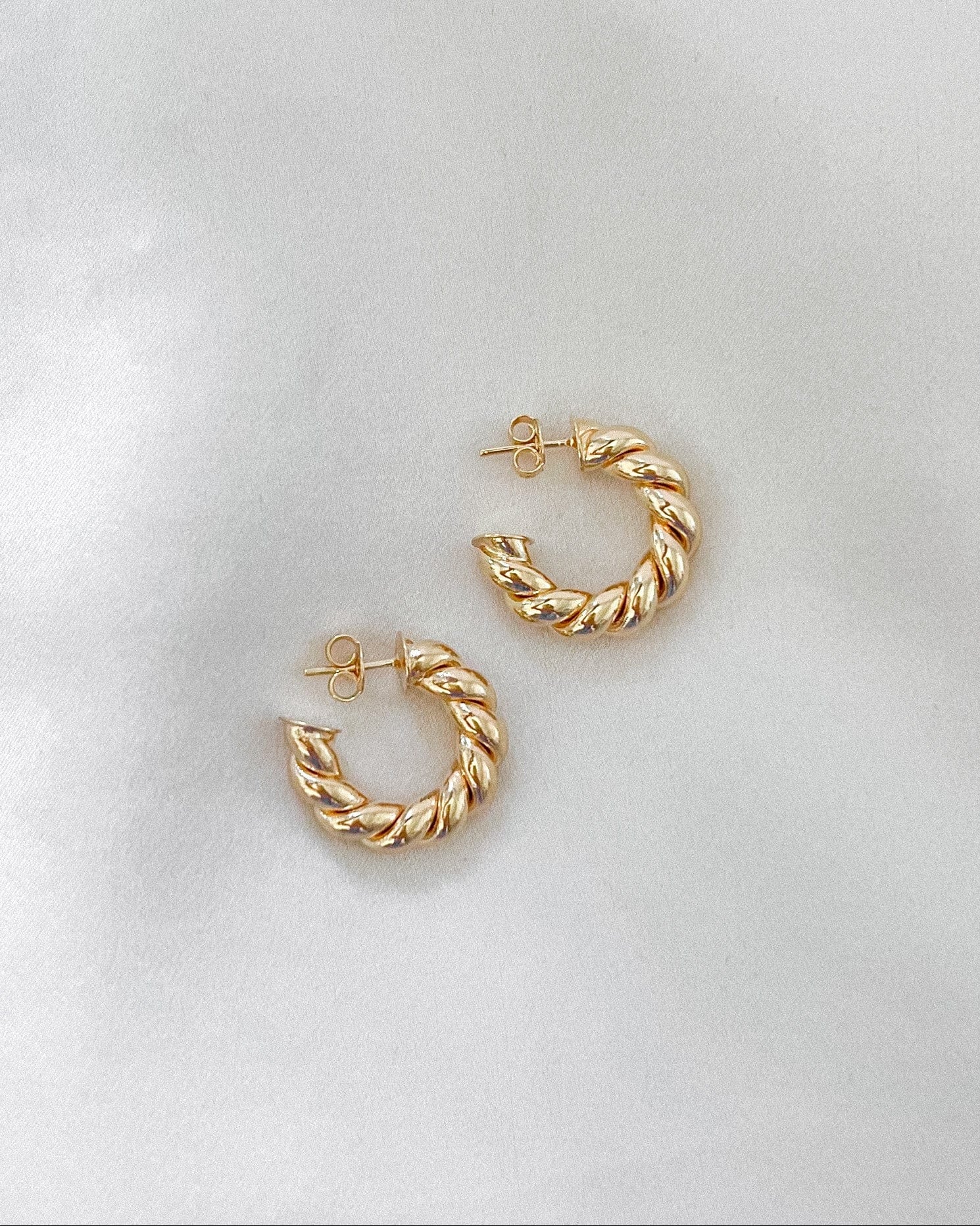 LE sensor earrings Mila Hoops