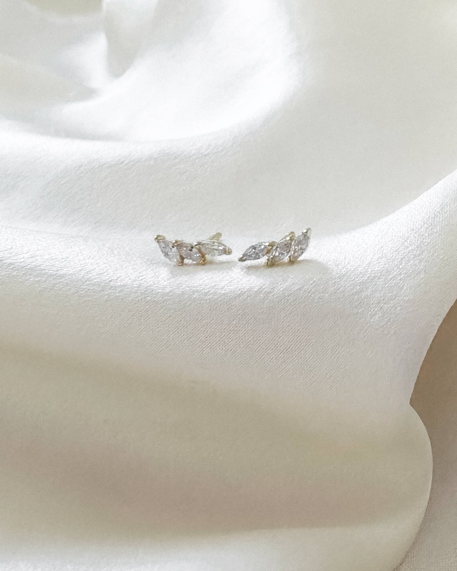 LE sensor earrings Siena Studs